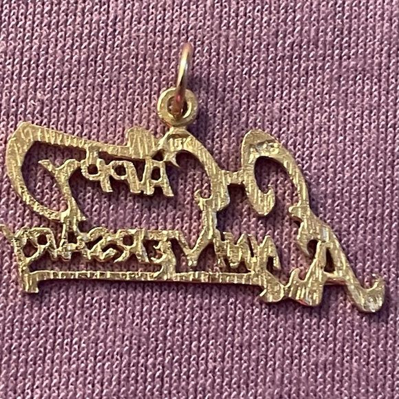 10k Gold Happy Anniversary Pendant Vintage 1.3 Grams Diamond Cut Pendant - Picture 2 of 4